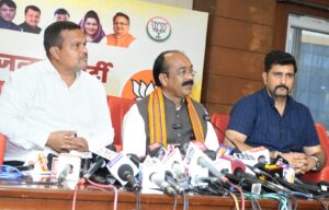 IMG-20231009-WA0095-300x192 85 प्रत्याशियों की घोषणा कर भाजपा ने बनाई ऐतिहासिक बढ़त:अरुण साव*  *अपने प्रदेश छत्तीसगढ़ को बचाने छत्तीसगढ़ का प्रत्येक व्यक्ति वोट करेगा और कांग्रेस को उखाड़ फेंकेगा*:*अरुण साव*   छत्तीसगढ़ की जनता का पैसा लूटने वालों का सत्ता से बेदखल होने का काउंटडाउन शुरू:अरुण साव*