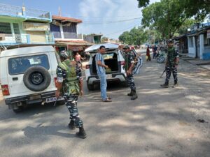IMG-20240504-WA0001-300x225 केंद्रीय बलों और कोरिया पुलिस की MCP में बरामद हुआ लगभग 6 लाख का नगदी और सोना, फ्लाइंग स्क्वाड टीम को किया सुपुर्द*