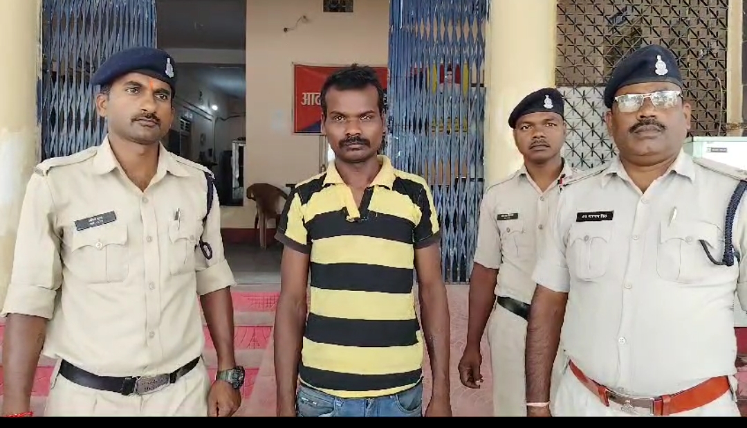 Screenshot_2024-06-11-22-58-52-95_6012fa4d4ddec268fc5c7112cbb265e7 चिरमिरी पुलिस ने 3 वर्षीय बच्ची के साथ दुष्कर्म करने का प्रयास करने वाले आरोपी को किया गिरफ्तार।