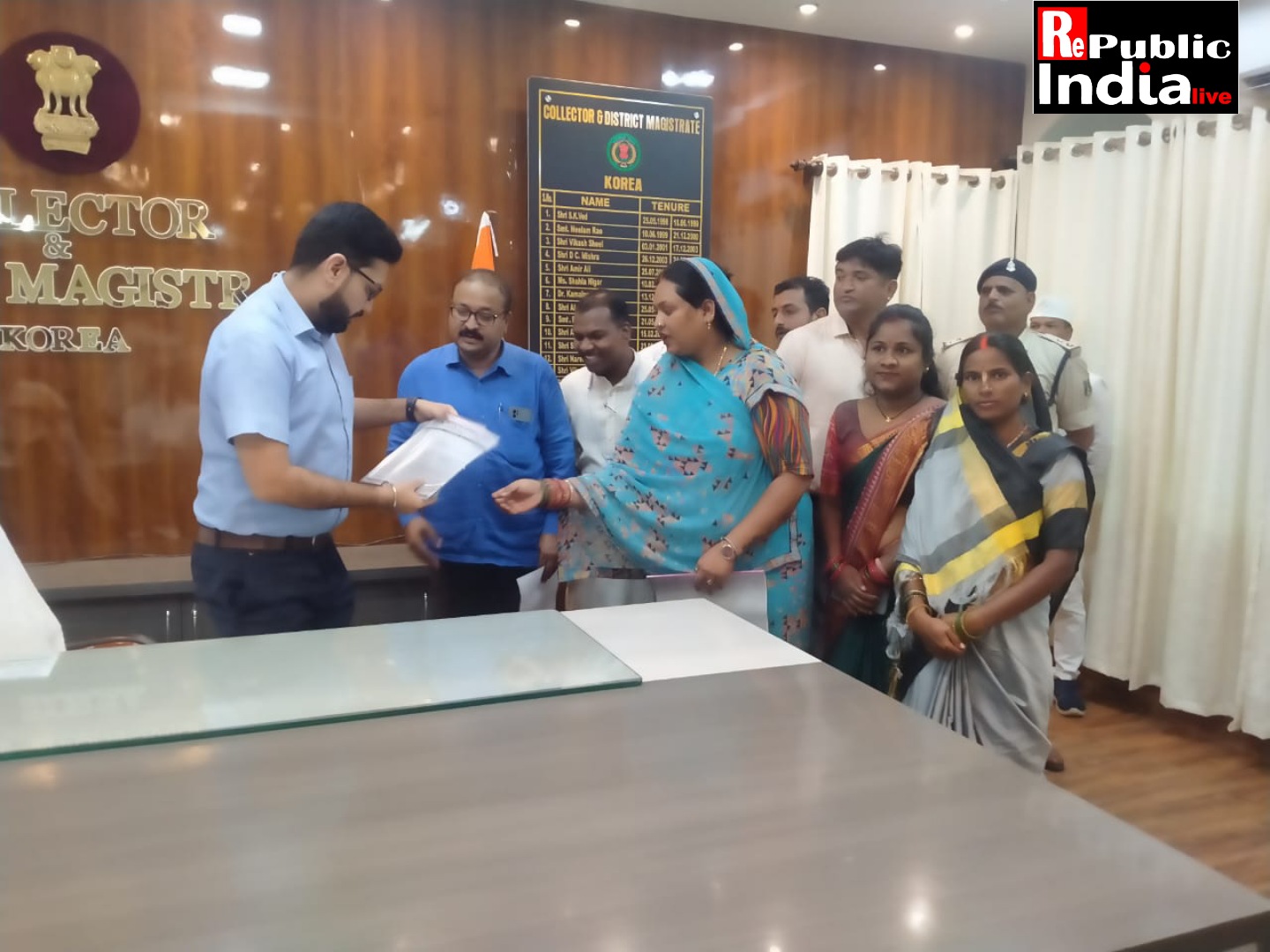 Picsart_24-07-29_22-00-53-081 नेता प्रतिपक्ष, उपाध्यक्ष सहित 13 पार्षदो ने मुख्य नगर पालिका अधिकारी के खिलाफ खोला मोर्चा