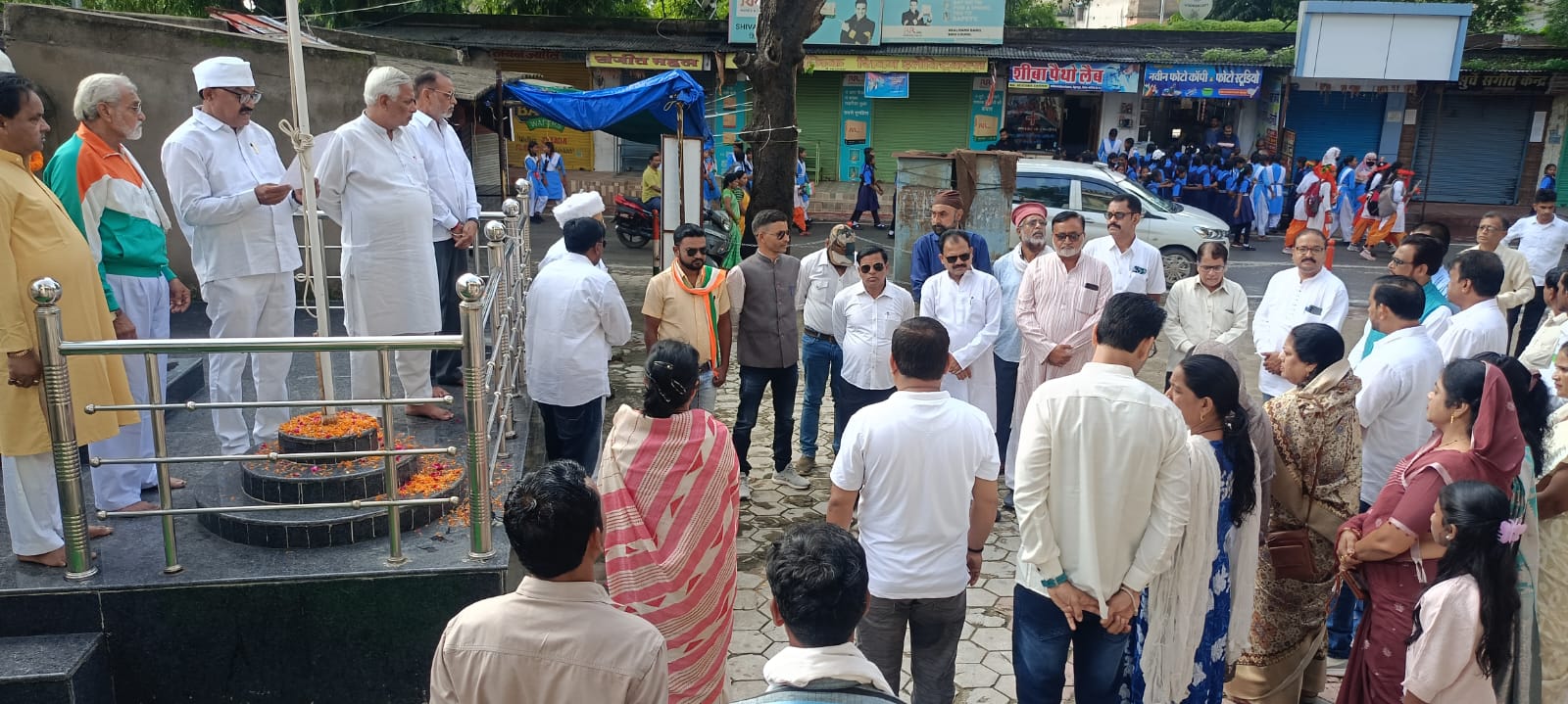 IMG-20240815-WA0029 कोरिया जिलाध्यक्ष ने स्वतंत्रता दिवस पर किया ध्वजारोहण और प्रदेशवासियों सहित पूरे देशवासियों, सेना के जवानों और स्वतंत्रता संग्राम सेनानियों को शुभकामनाएं दी।