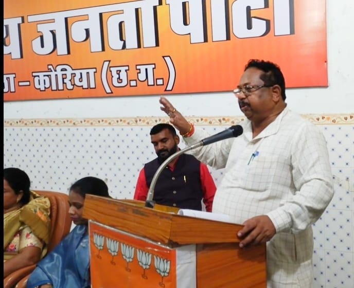 IMG-20240825-WA0002 भाजपा के सदस्यता अभियान 2024 पर कार्यशाला हुई संपन्न , लुण्ड्रा विधायक प्रबोध मिंज रहे प्रभारी ।