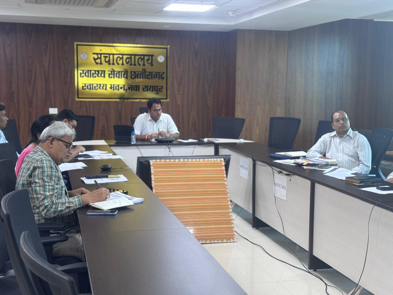 IMG-20240829-WA0000 डायरिया, H1N1 प्रकरणों की वर्तमान स्थिति एवं रोकथाम एवं उपचार हेतु तैयारियों की हुई समीक्षा l