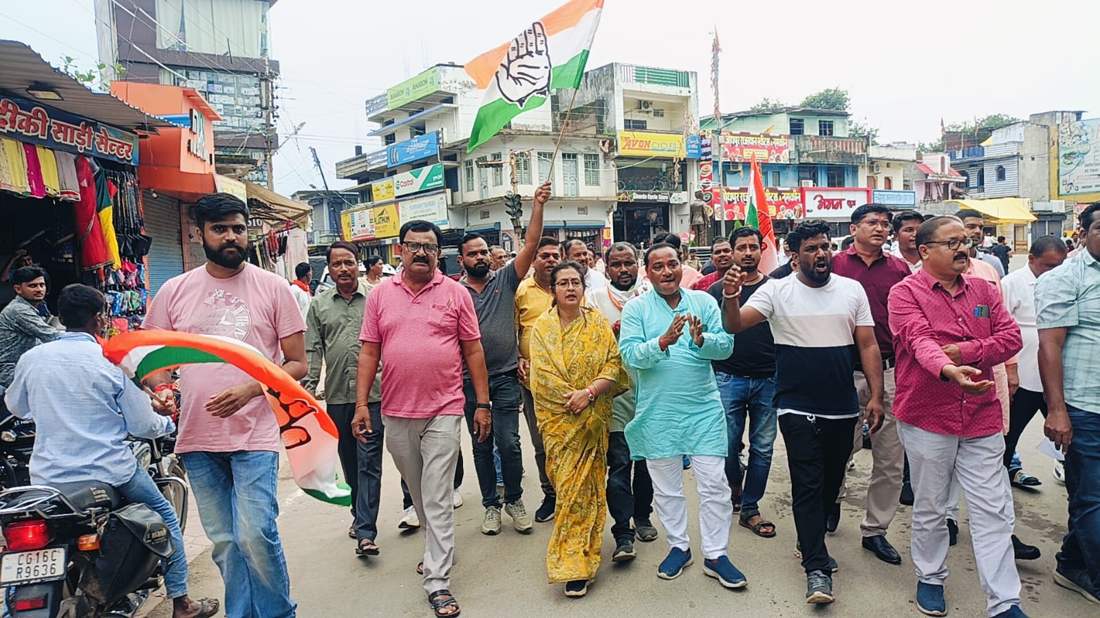 IMG-20240829-WA0004 भाजपा सरकार में प्रशासन के द्वारा कांग्रेस कार्यकर्ताओं पर लाठी चार्ज के विरोध में मुख्यमंत्री और गृहमंत्री का कांग्रेस ने फूका पुतला।