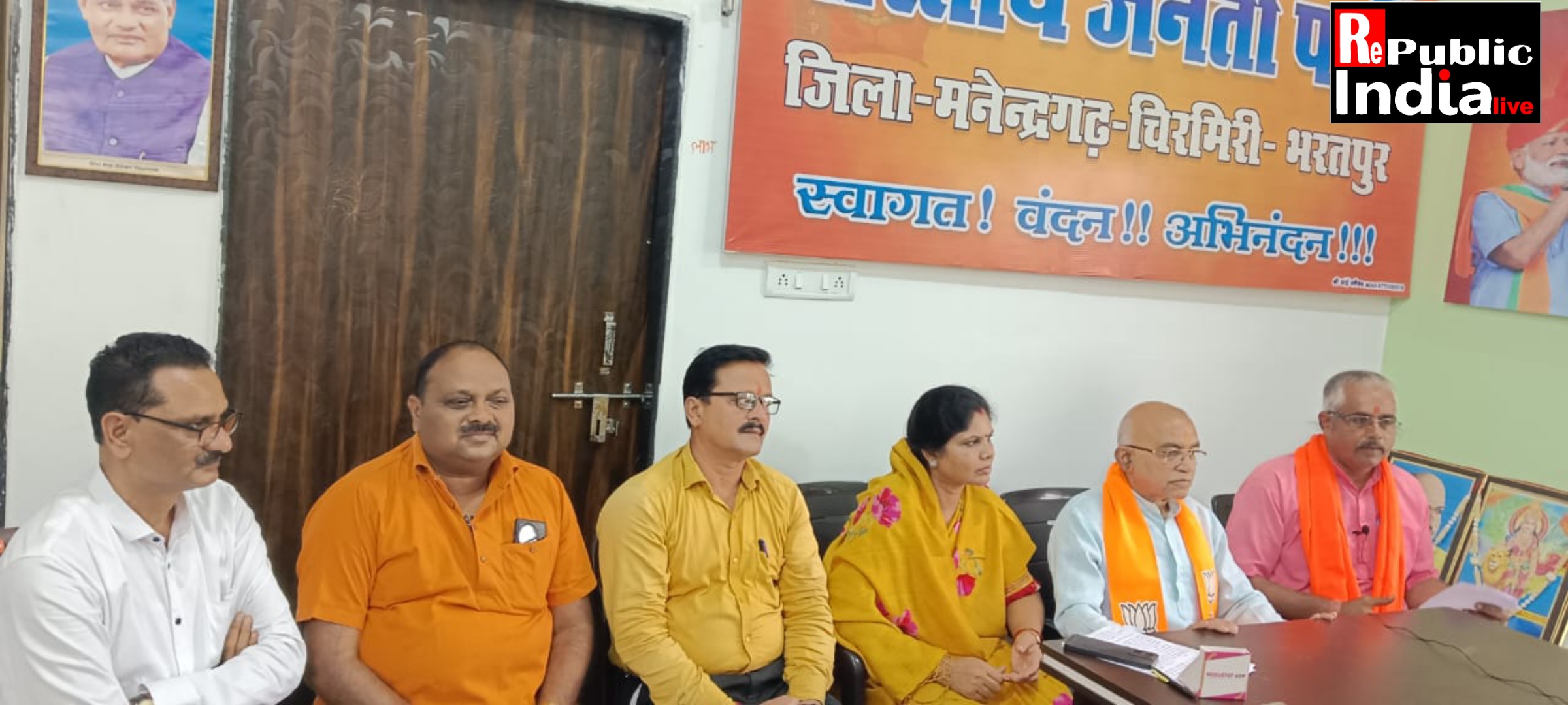 Picsart_24-08-08_19-16-56-965-2 भाजपा के लिए राष्ट्र सर्वोपरि इसीलिए हर घर तिरंगा,विभाजन विभीषिका जैसे कार्यक्रम उसकी विचारधारा का हिस्सा:, केशरवानी युवाओं में देशप्रेम की भावना सशक्त , जागरूक हो, इस लिहाज से एक सर्वव्यापी सर्वस्पर्शी तिरंगा यात्रा - चम्पा देवी पावले