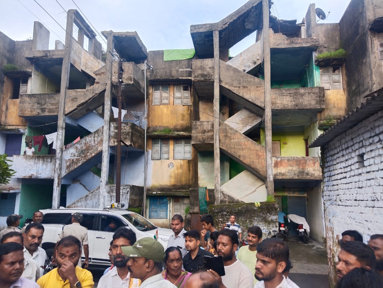 IMG-20240902-WA0001 गंदगी और सफाई को लेकर मस्वास्थ्य मंत्री भड़के SECL पर कहा लापरवाही आप करे और भुगते हम।