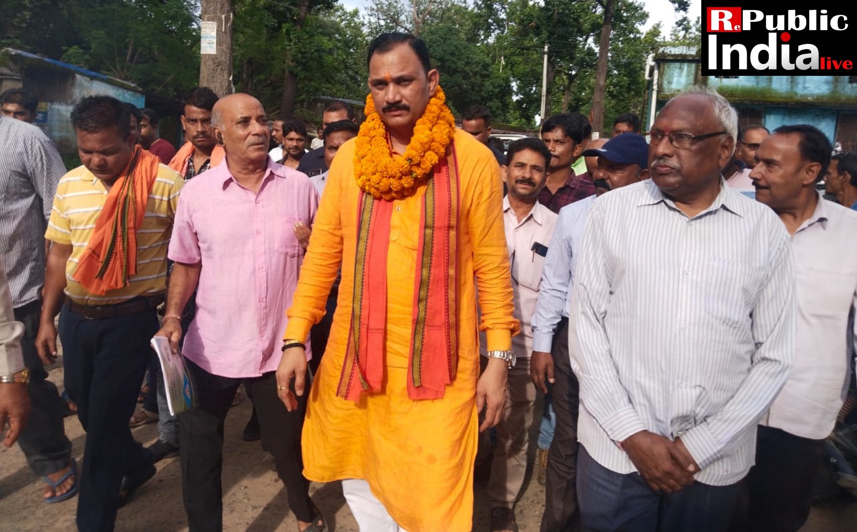 Picsart_24-09-28_23-34-08-830 अवतरण दिवस को यादगार बनाने स्वास्थ्य मंत्री की बड़ी पहल, क्षेत्र में आयोजित निशुल्क मेगा स्वास्थ्य कैंप में कई विशेषज्ञं रहेंगे मौजूद, गंभीर बीमारी होने पर राजधानी के बड़े अस्पताल में होगा ईलाज। 