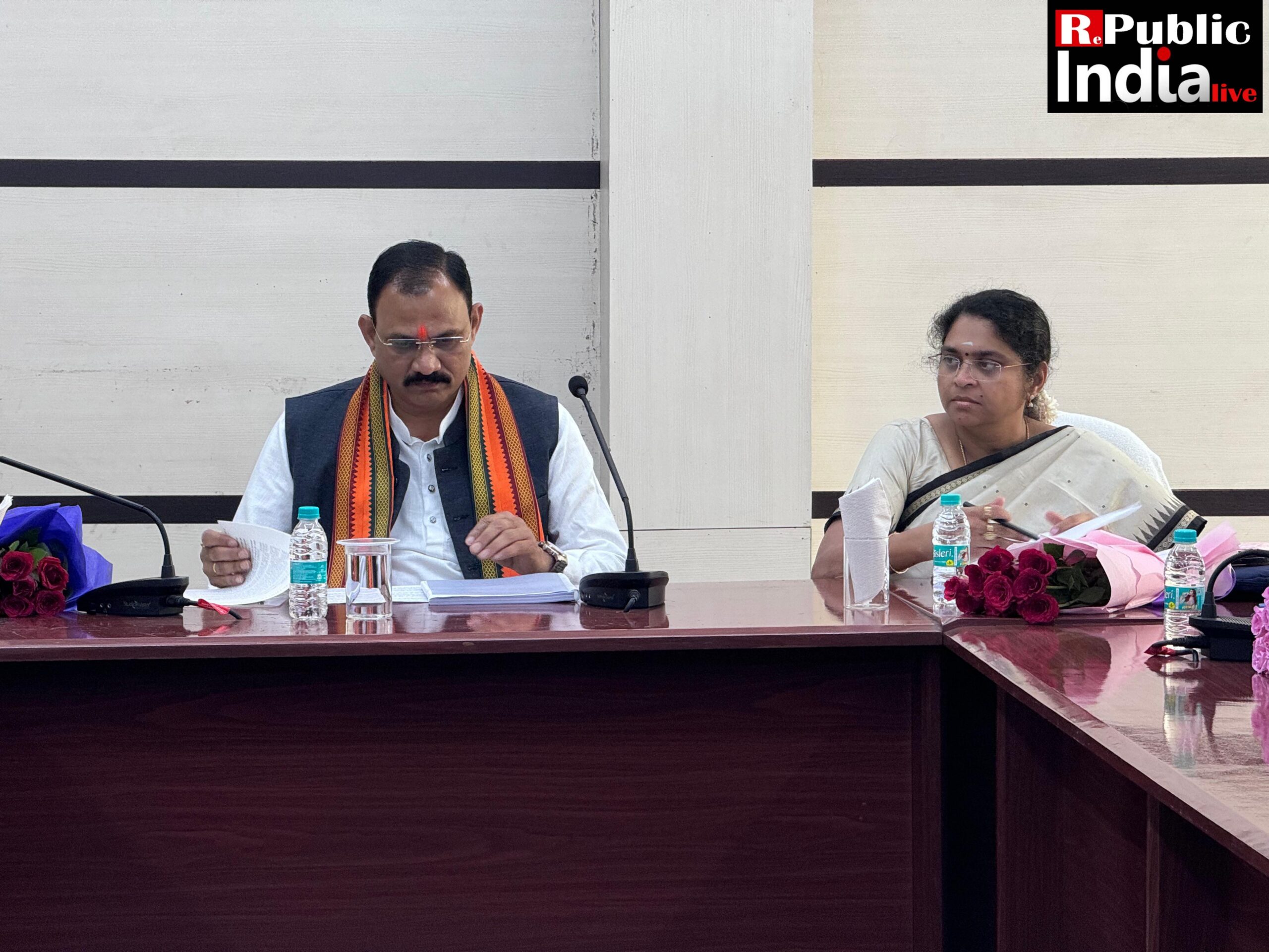 Picsart_24-10-07_21-56-50-788-scaled श्री श्याम बिहारी जायसवाल की अध्यक्षता में छत्तीसगढ़ स्टेट बेवरेजेस कार्पोरेशन के संचालक मंडल की बैठक।