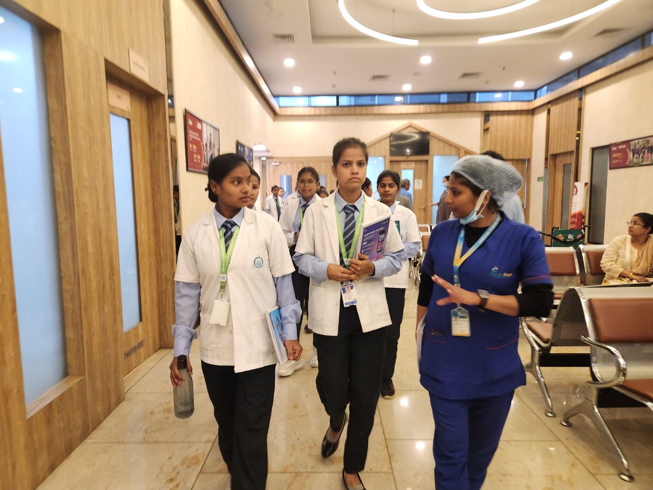 IMG-20250324-WA0006 संकल्प पैरामेडिकल कॉलेज के विद्यार्थियों का भोपाल में शैक्षणिक भ्रमण: एक शिक्षा और अनुभव का संगम"।