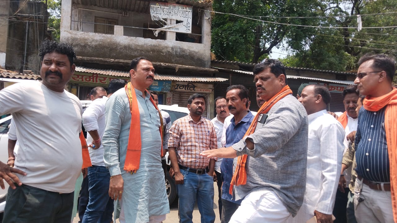 IMG-20250511-WA0008 पानी, सफाई के साथ विभिन्न योजनाओं तथा पर्यटन के लिए स्थानों का किया गया चिन्हांकन।