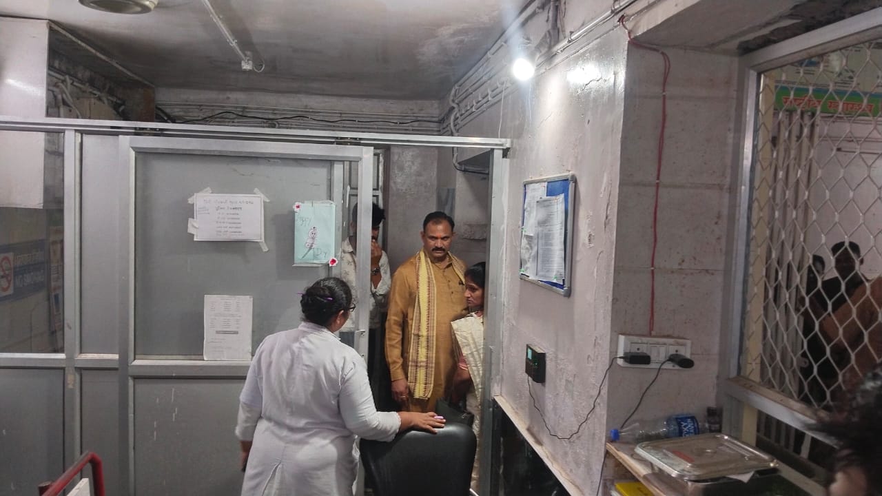 IMG-20250603-WA0004 मनेंद्रगढ़ सीएचसी जीवन दीप समिति की साधारण सभा, एजेंडे की बैठक संपन्न, 15 बिंदुओं पर व्यापक चर्चा के बाद बनी सहमति।