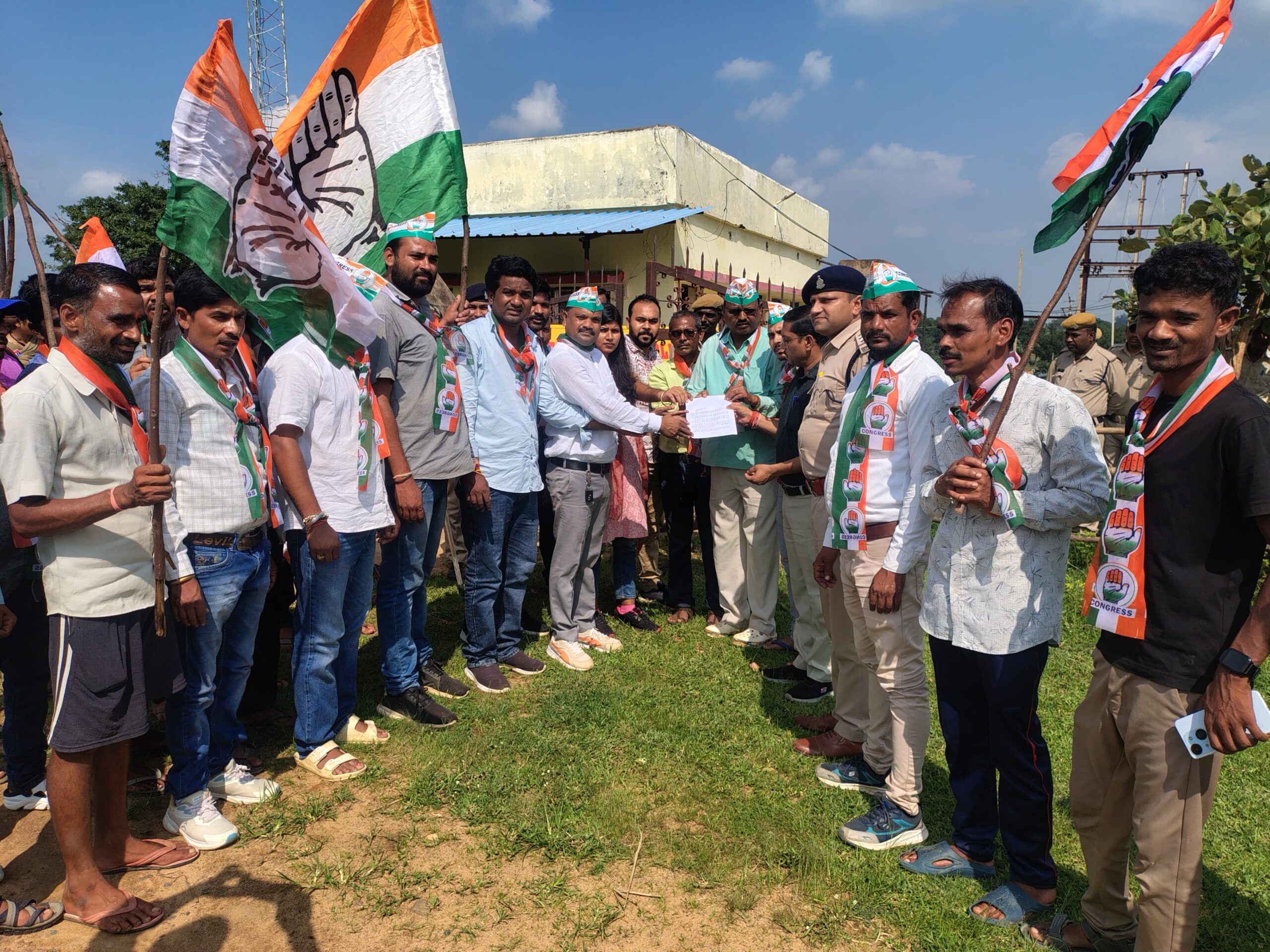 IMG-20250718-WA0010-scaled भाजपा सरकार की जनविरोधी नीतियों के खिलाफ कांग्रेस का घेराव आंदोलन।