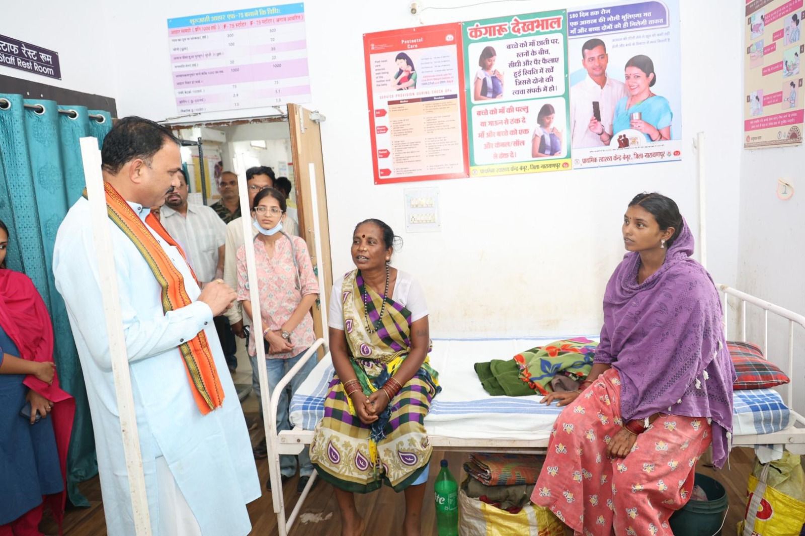 IMG-20250809-WA0000 पीएचसी बेनूर के औचक निरीक्षण में मिली गंभीर लापरवाही, स्वास्थ्य मंत्री के निर्देश पर फार्मासिस्ट बर्खास्त।