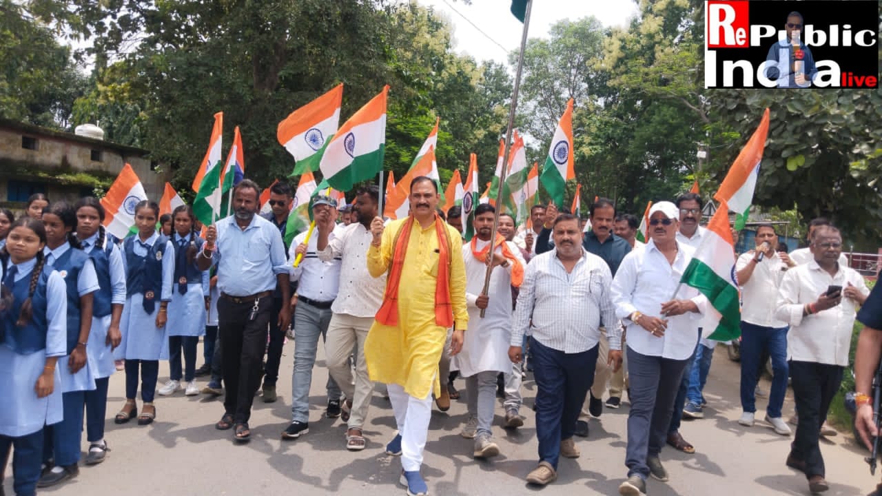 IMG-20250812-WA0000 भव्य तिरंगा यात्रा के आयोजन की शुरुआत खड़गवां से और समापन चिरमिरी में, स्वास्थ्य मंत्री हुए शामिल।