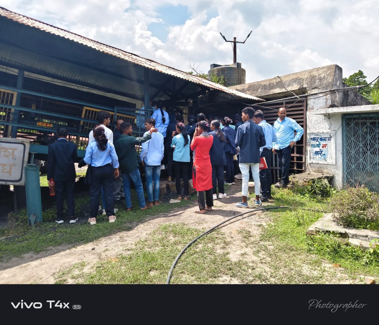 IMG-20250830-WA0001 संकल्प महाविद्यालय के विद्यार्थियों का बंगवार अंडरग्राउंड माइंस (एसईसीएल, सोहागपुर) में सफल औद्योगिक भ्रमण।