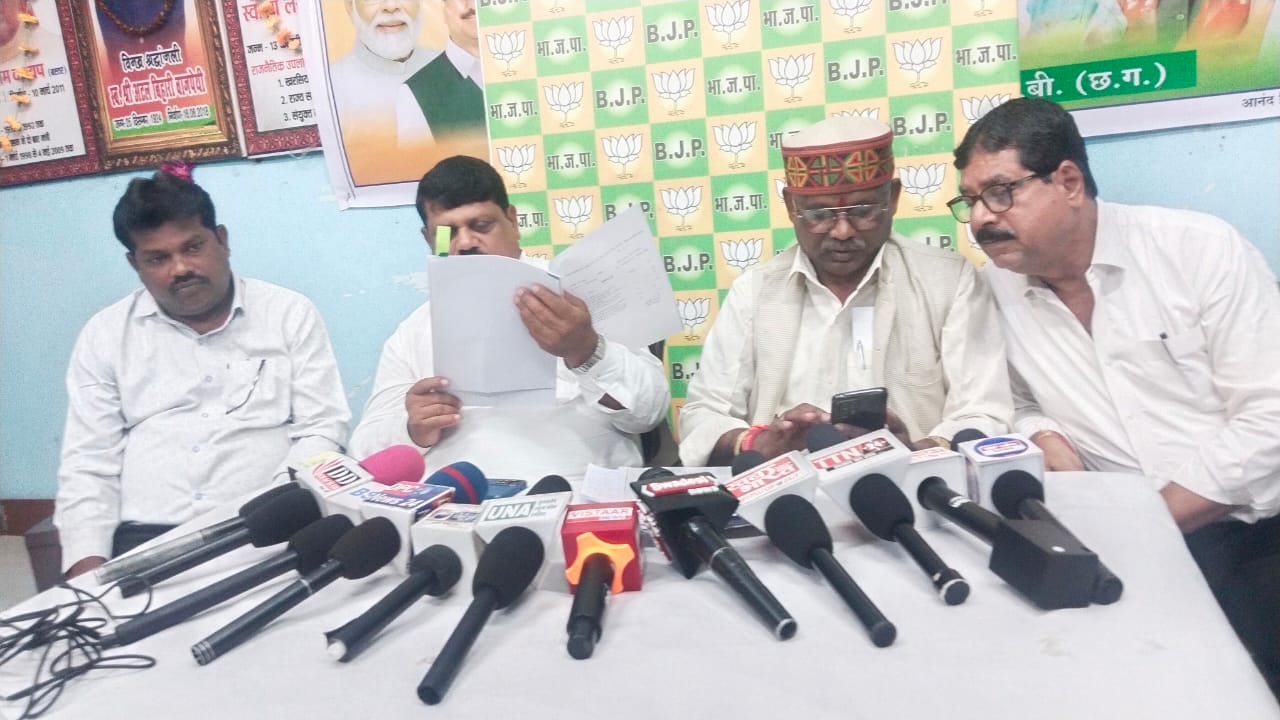 IMG-20251102-WA0006-1 सोशल हैंडल में आपत्तिजनक पोस्ट मामले में न्यायालय ने लिया संज्ञान, पुलिस को निष्पक्ष जांच कर रिपोर्ट पेश करने चिरमिरी कोर्ट ने किया आदेशित।