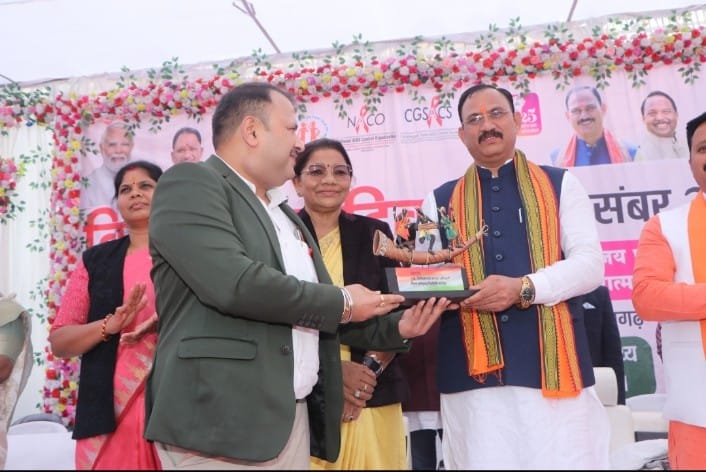 IMG-20251202-WA0005 एड्स मुक्त हो छत्तीसगढ़, युवाओं से जागरूकता लाने वृहद प्रचार प्रसार की अपील - स्वास्थ्य मंत्री।