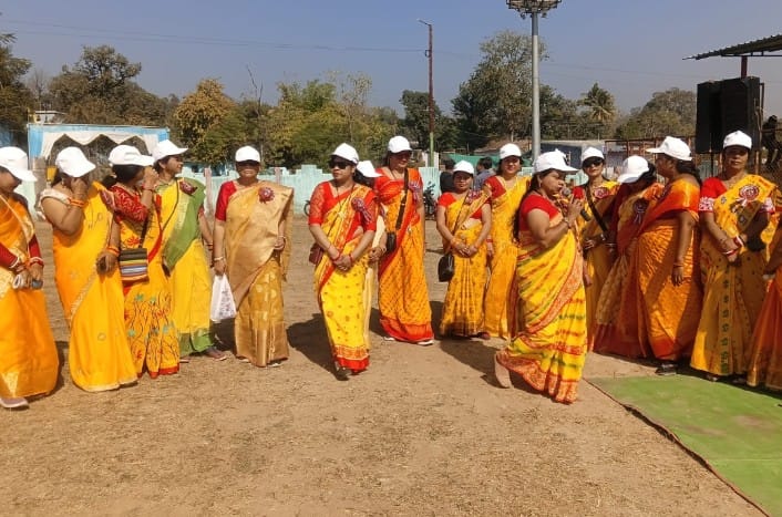 IMG-20251229-WA0021 समर्था सेवा समिति के वार्षिक महिला क्रीड़ा उत्सव में उमड़ा उत्साह, महिलाओं ने खेलों का भरपूर आनंद लिया।