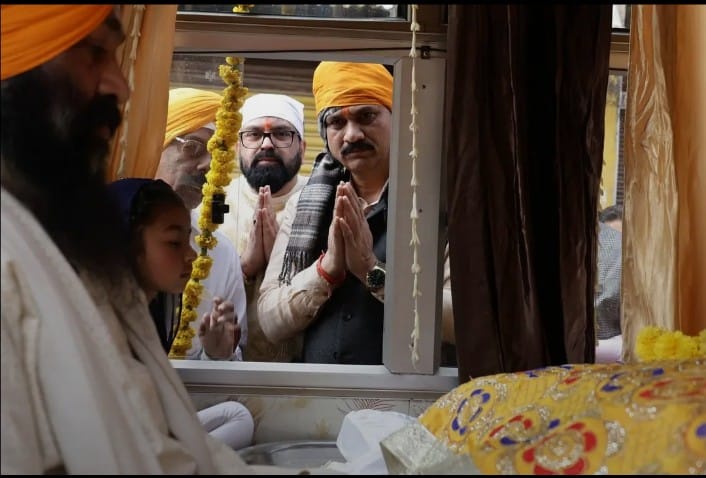 IMG-20260102-WA0046 चिरमिरी में पावन नगर कीर्तन का भव्य आयोजन, स्वास्थ्य मंत्री श्याम बिहारी जायसवाल हुए शामिल।