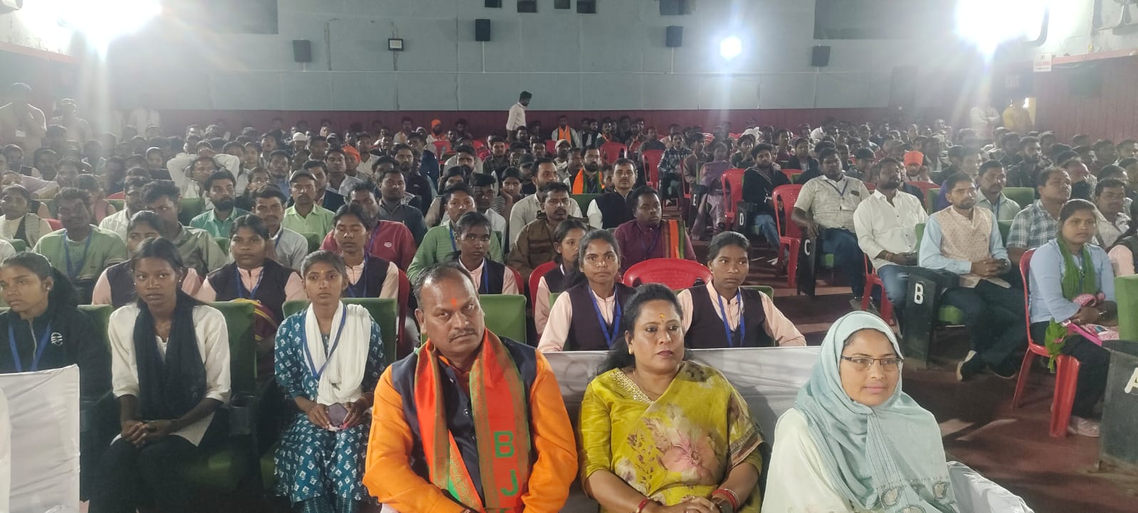 IMG-20260212-WA0010 मनेन्द्रगढ़ में ‘युवा संवाद बजट 2026’ कार्यक्रम: युवाओं से बोले स्वास्थ्य मंत्री — बजट युवाशक्ति को समर्पित विकास का रोडमैप।