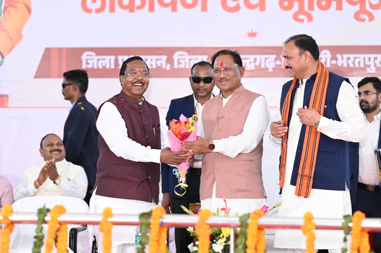 IMG-20260216-WA0012 मुख्यमंत्री विष्णुदेव साय का चिरमिरी दौरा: 59 विकास कार्यों का शिलान्यास तथा 82 का हुआ लोकार्पण ।