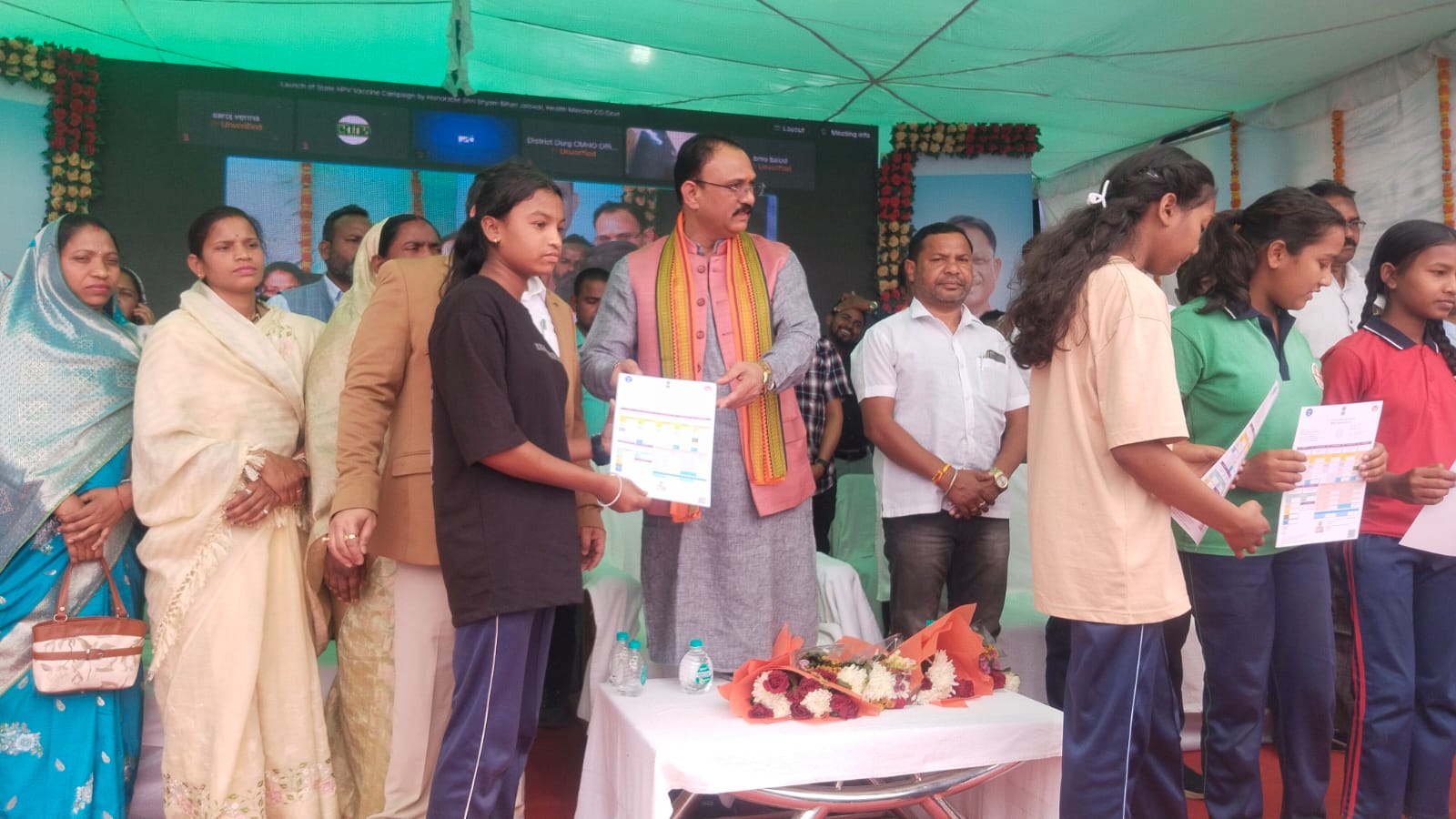 IMG-20260228-WA0015 खड़गवां से प्रदेश स्तरीय एचपीवी टीकाकरण अभियान का भव्य शुभारंभ।