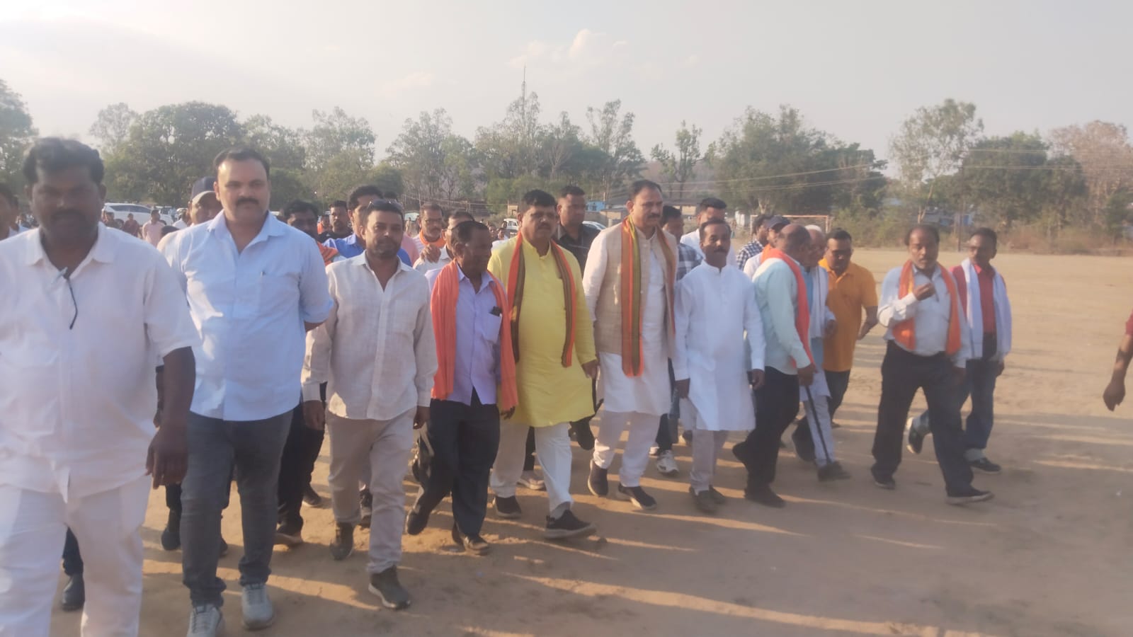 IMG-20260326-WA0028 दशकों की बहुप्रतीक्षित मांग हुई पूरी, साढ़े 5 करोड़ से ज्यादा के विकास कार्यों का अकेले कोरिया कॉलरी को सौगात, स्वास्थ्य मंत्री ने भूमिपूजन कर की शुरुआत।