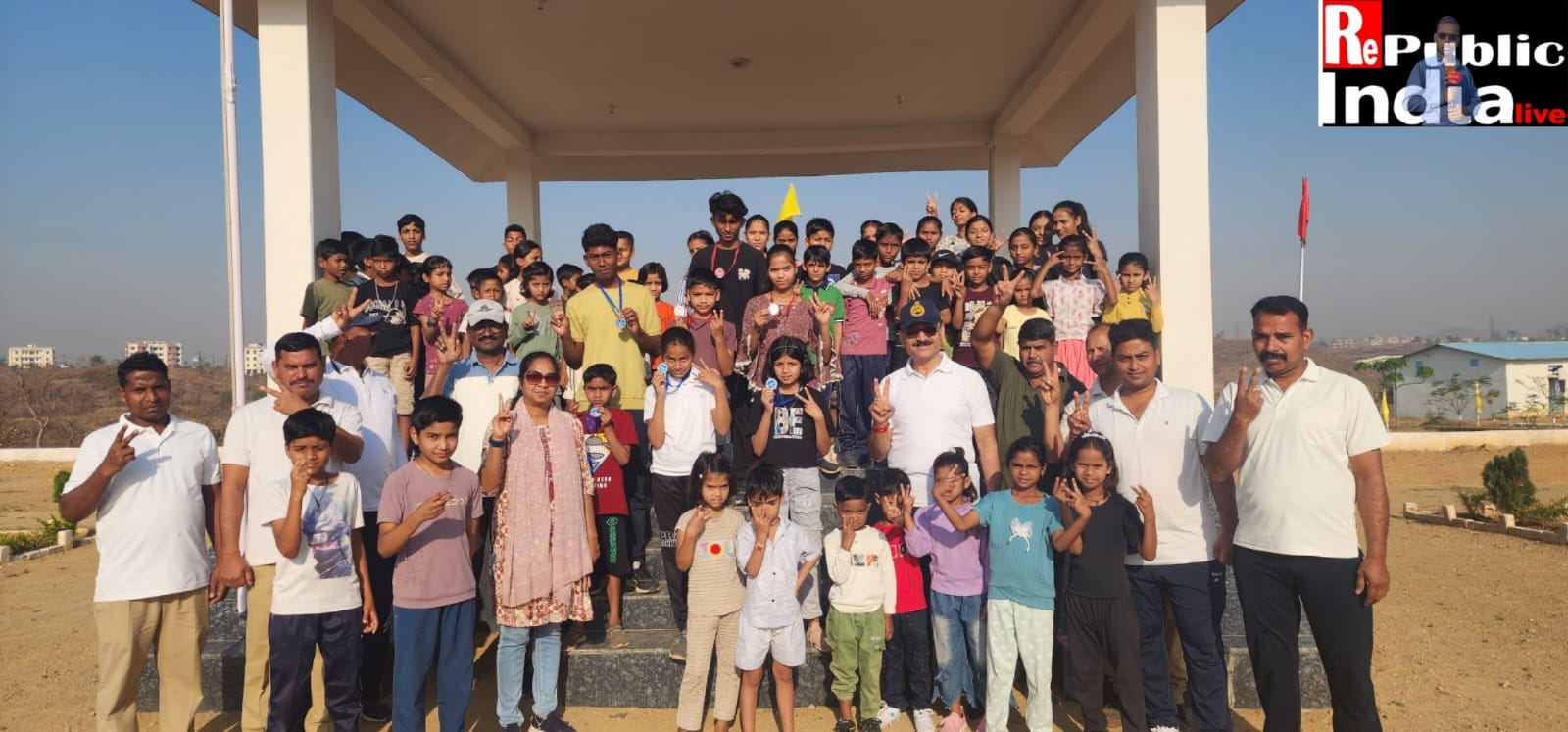 IMG-20260326-WA0031 मनेन्द्रगढ़ में बेहतर स्वास्थ्य के प्रति जागरूकता के लिए प्रारम्भकिये गये कार्यक्रमों के अनुरूप में 18वीं (विशेष भारत रक्षित) वाहिनी।