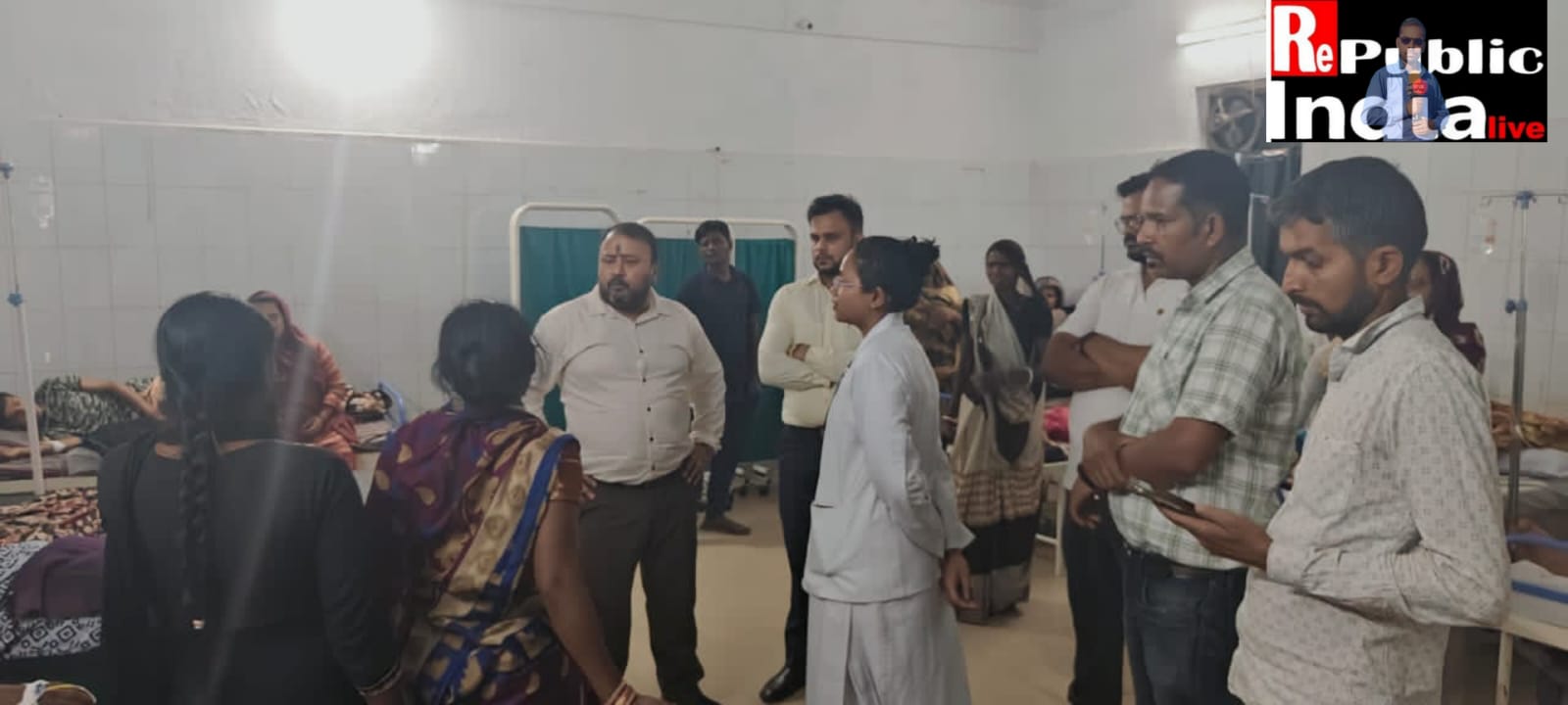 IMG-20260424-WA0019 मनेंद्रगढ़ 220 बिस्तर अस्पताल उन्नयन में तेजी, देर रात तक निरीक्षण—स्वास्थ्य मंत्री श्याम बिहारी जायसवाल की पहल से एमसीबी में स्वास्थ्य सुविधाओं का विस्तार।