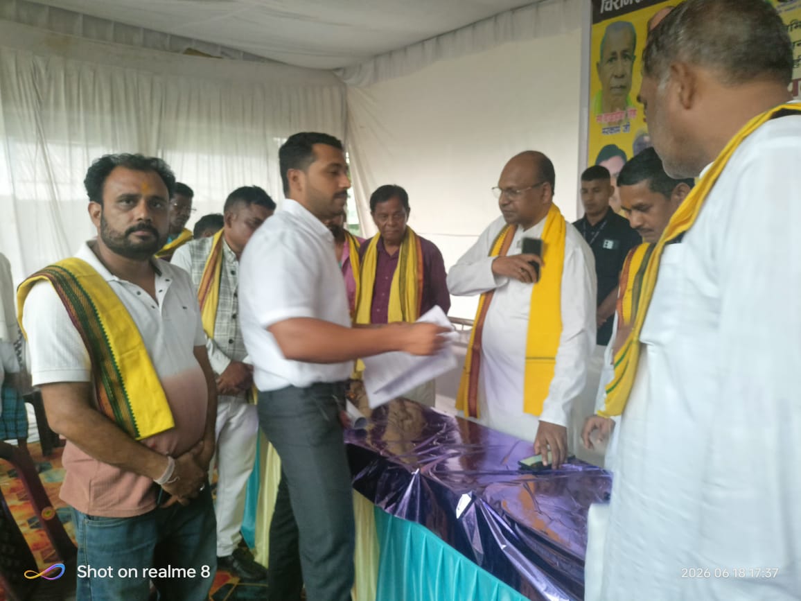IMG-20260620-WA0002 गोंडवाना गणतंत्र पार्टी का SECL कार्यालय के सामने धरना-प्रदर्शन, श्रमिकों और नगर समस्याओं को लेकर उठाई आवाज।