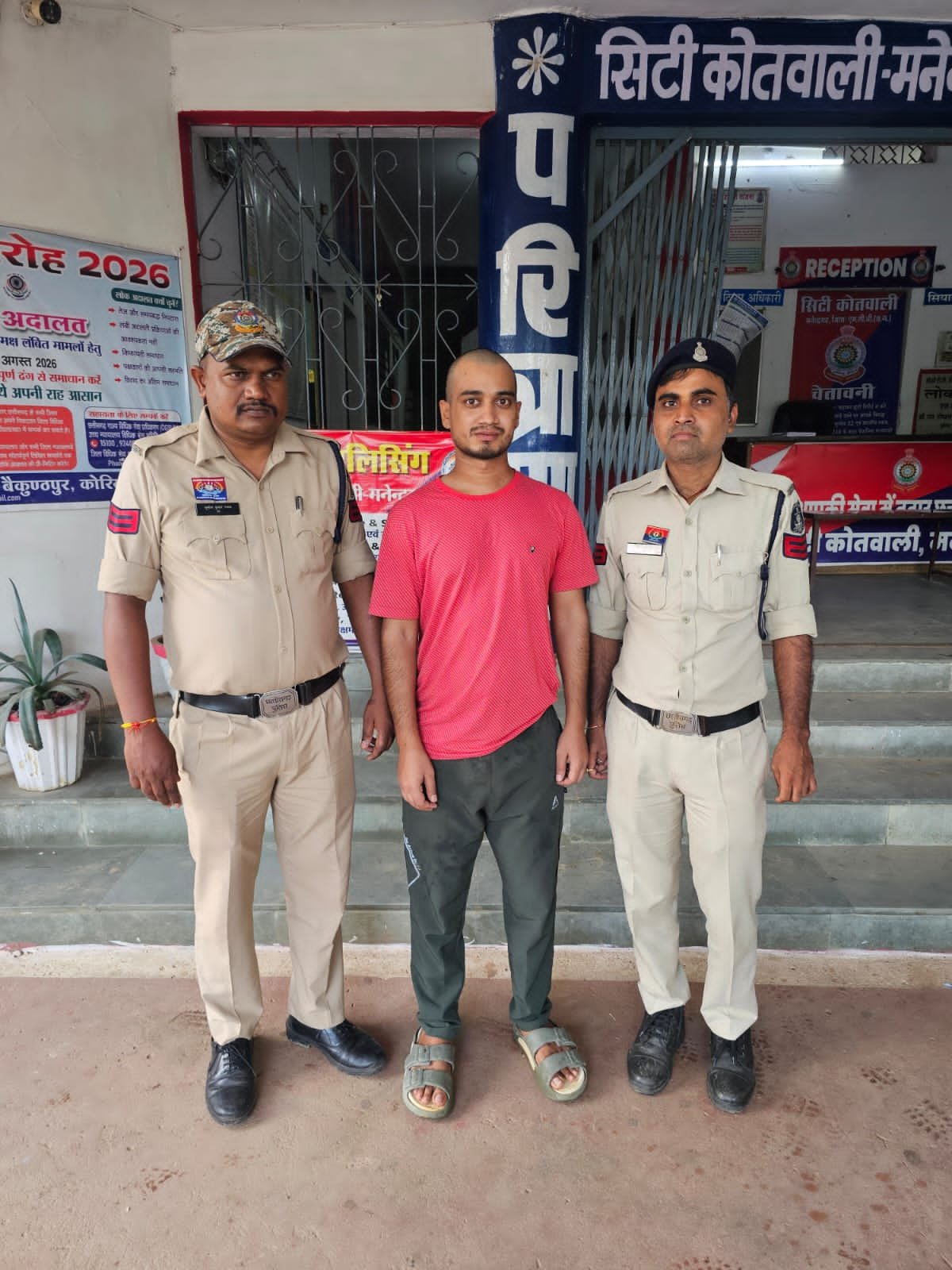 IMG-20260801-WA0003 नशीली इंजेक्शन बिक्री करने वाला मेडिकल स्टोर संचालक गिरफ्तार।